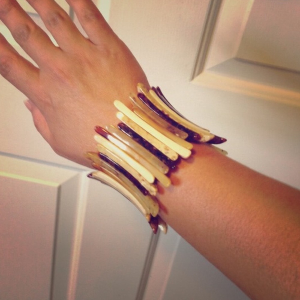 💋REDUCED✔️Sexy Stylish shell/stone bracelet - Picture 3 of 3